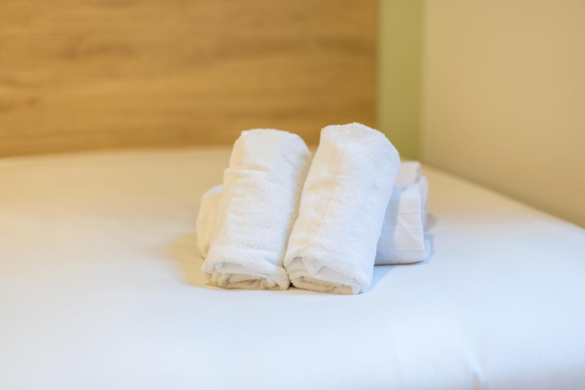 Hotel Nido Malvarrosa 瓦伦西亚 客房 照片